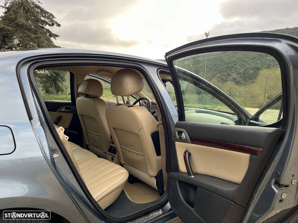 Peugeot 407 1.6 HDi Executive - 2
