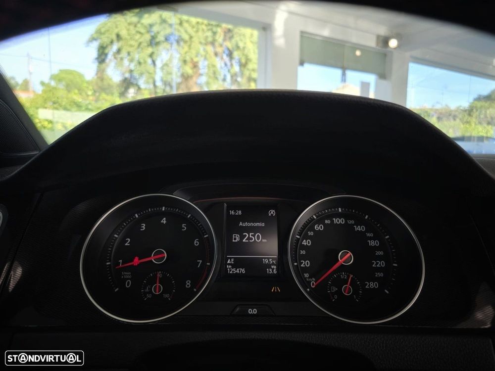 VW Golf 2.0 TSi GTi DSG - 19