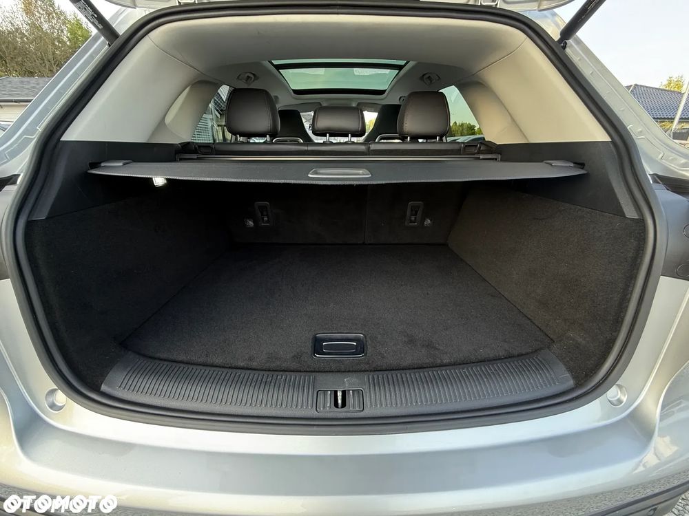 MG EHS PHEV Luxury - 29