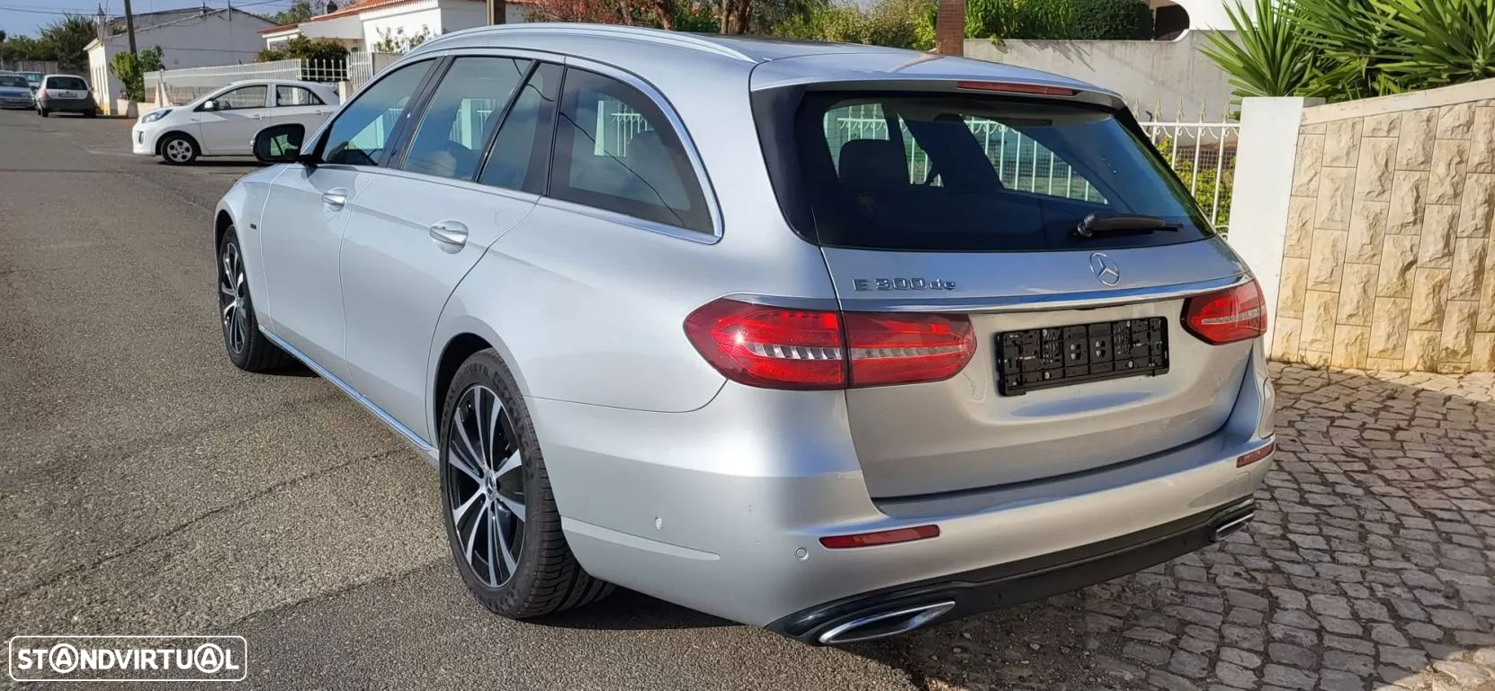 Mercedes-Benz E 300 de Exclusive Line - 9