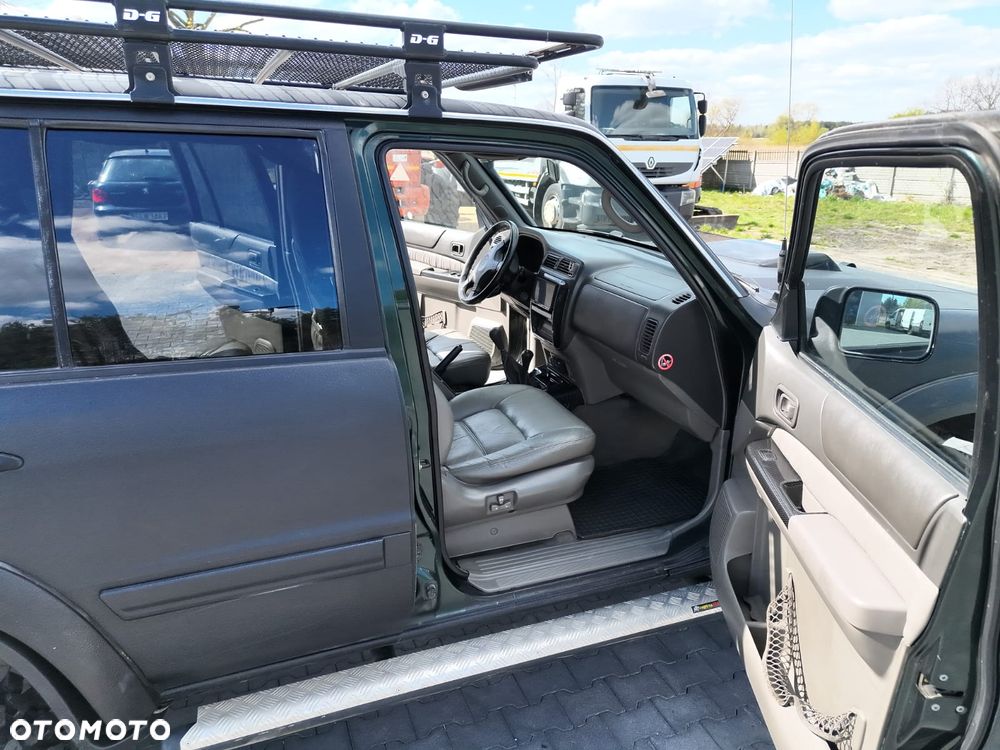 Nissan Patrol - 5