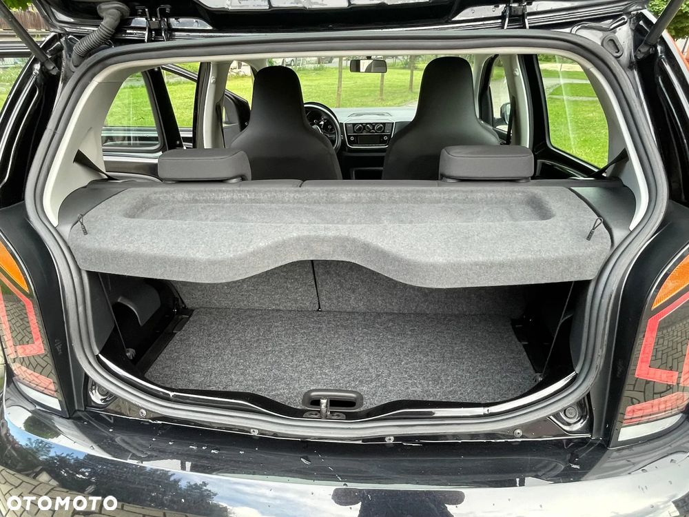 Volkswagen up! 1.0 move - 14