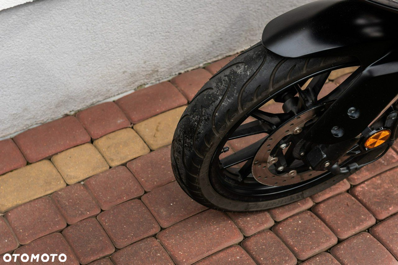Yamaha YZF - 7