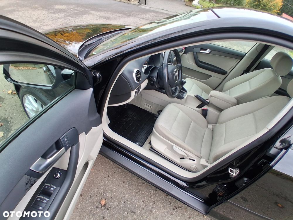 Audi A3 Sportback - 17