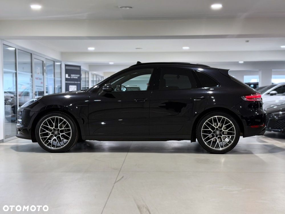 Porsche Macan - 2