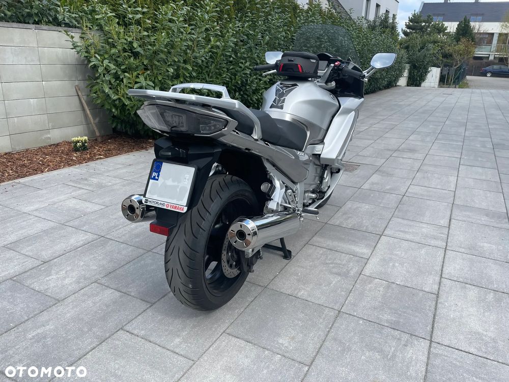 Yamaha FJR - 4
