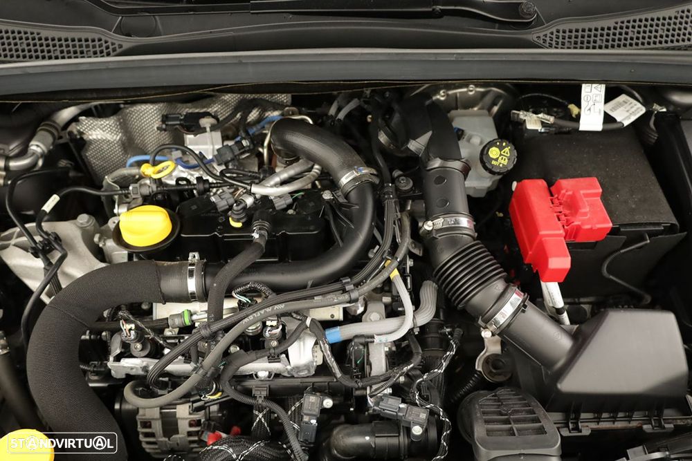 Renault Captur 1.0 TCe Techno Bi-Fuel - 25