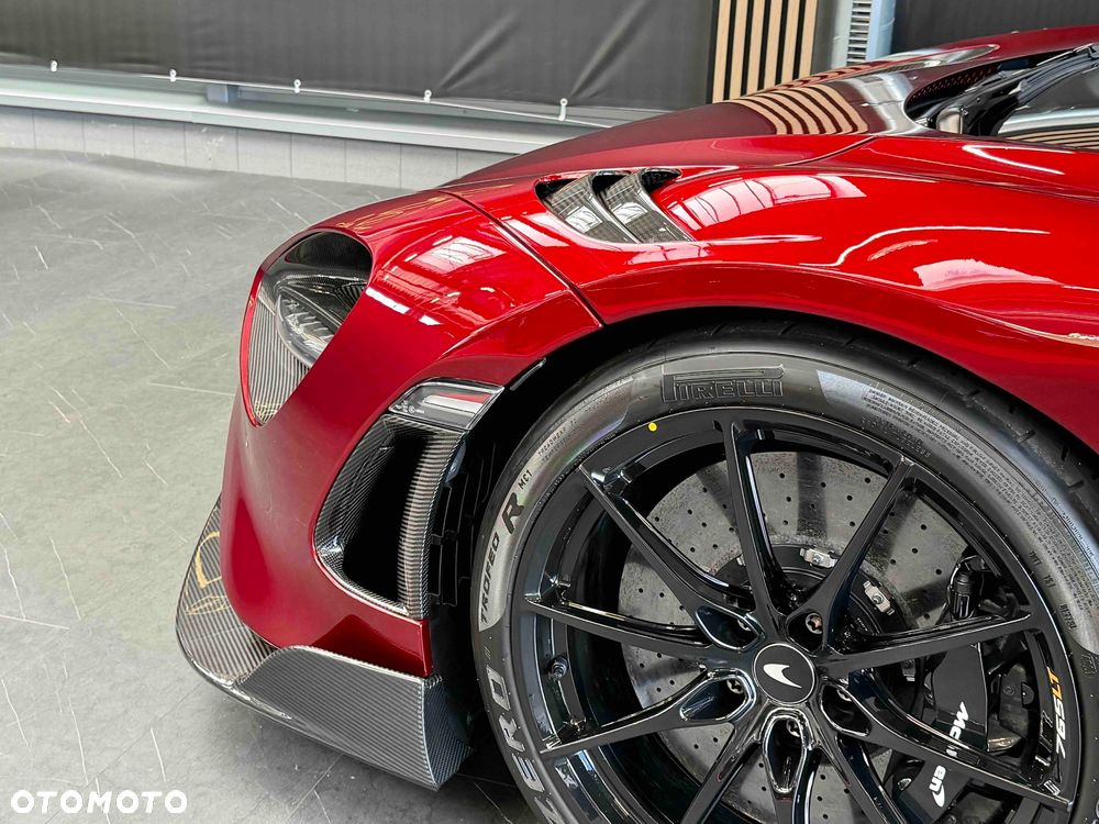 McLaren 765LT Spider - 24