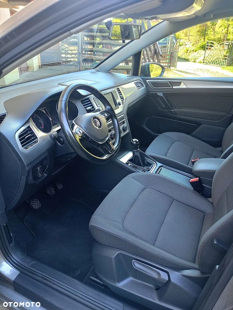 Volkswagen Golf 1.6 TDI BlueMotion Trendline - 6
