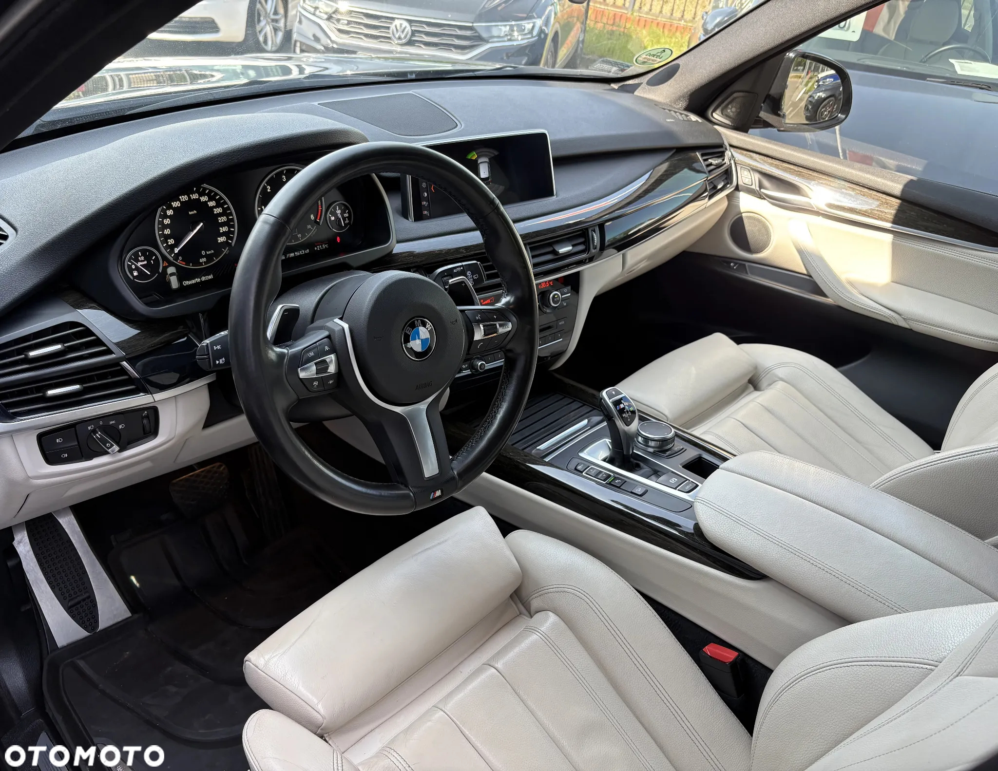 BMW X5 M M50d - 10