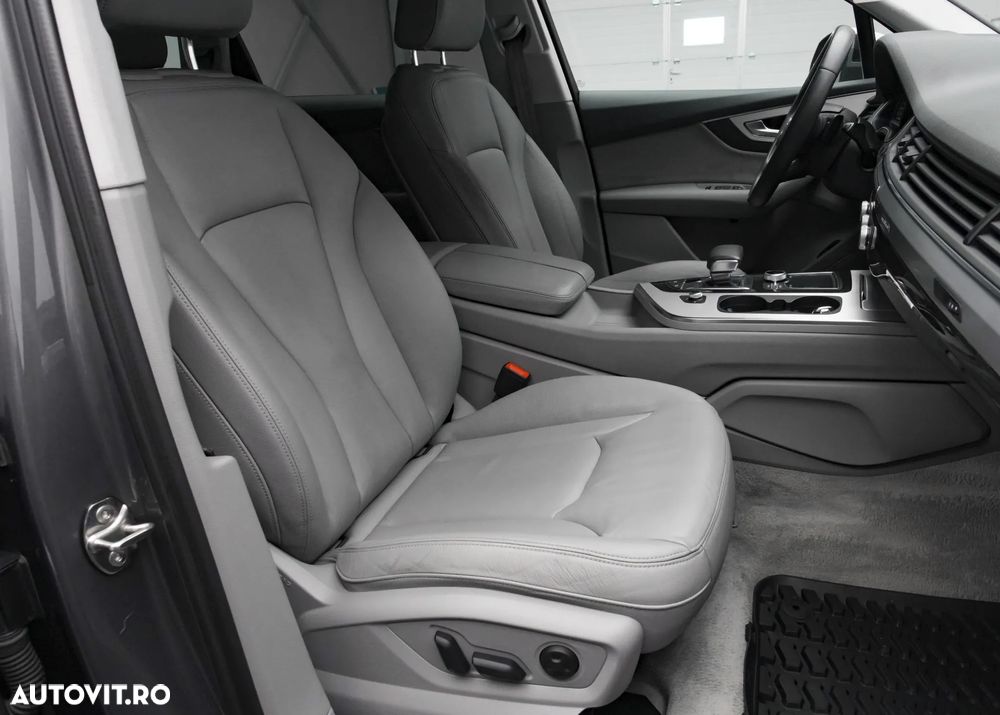 Audi Q7 3.0 ultra TDI Quattro Tiptronic - 14