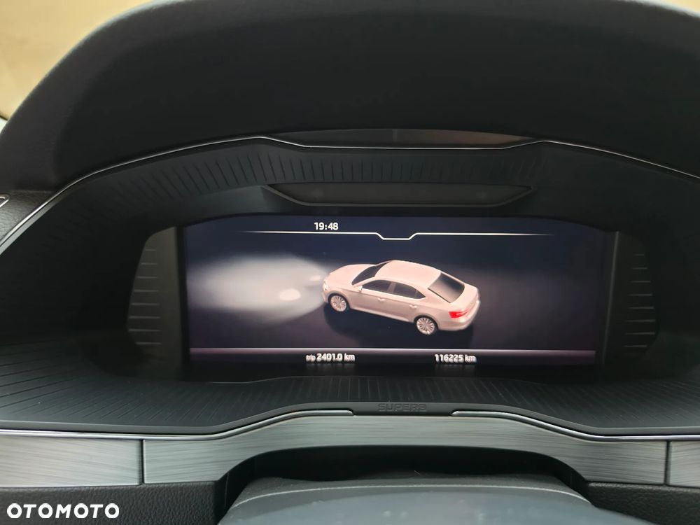 Skoda Superb 1.5 TSI Ambition DSG - 6