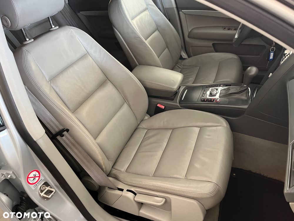 Audi A6 - 8