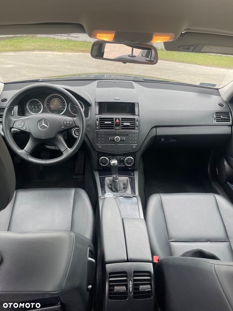 Mercedes-Benz Klasa C 200 Kompressor Avantgarde - 4