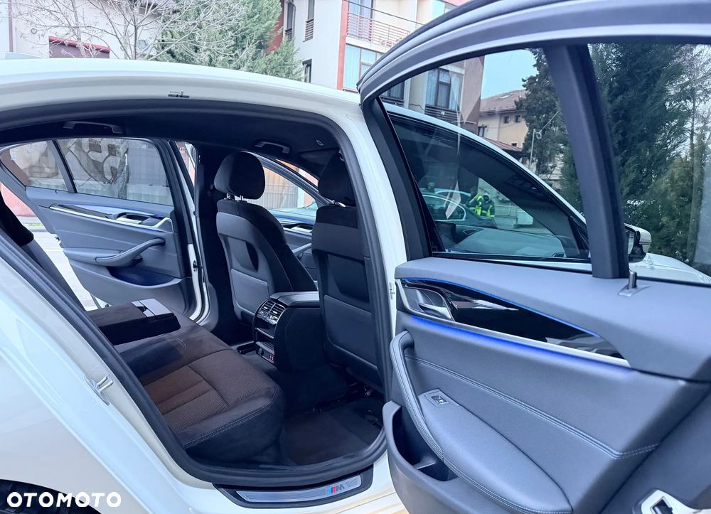 BMW Seria 5 520d xDrive Sport Line sport - 12