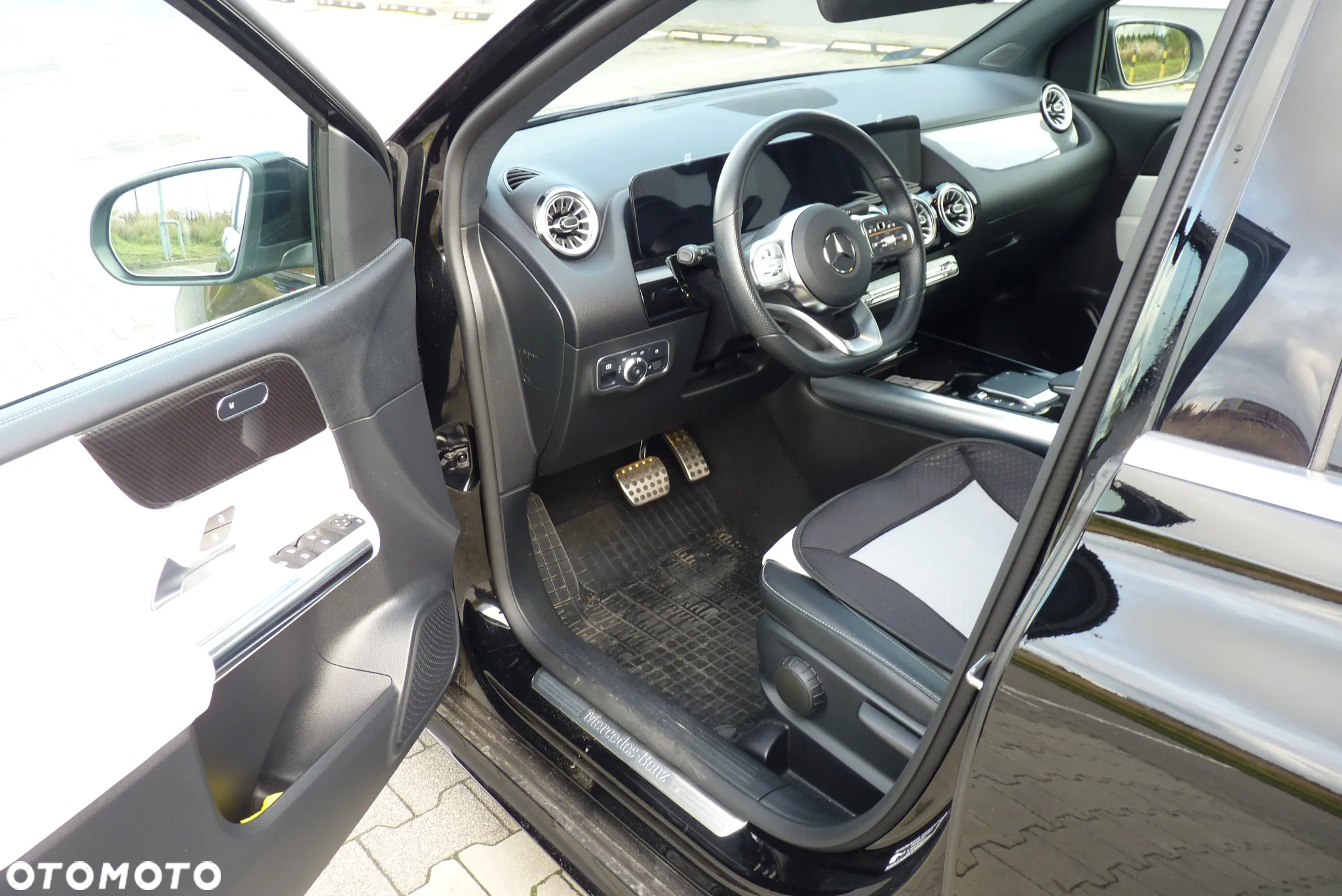 Mercedes-Benz Klasa B 180 AMG Line 7G-DCT - 5