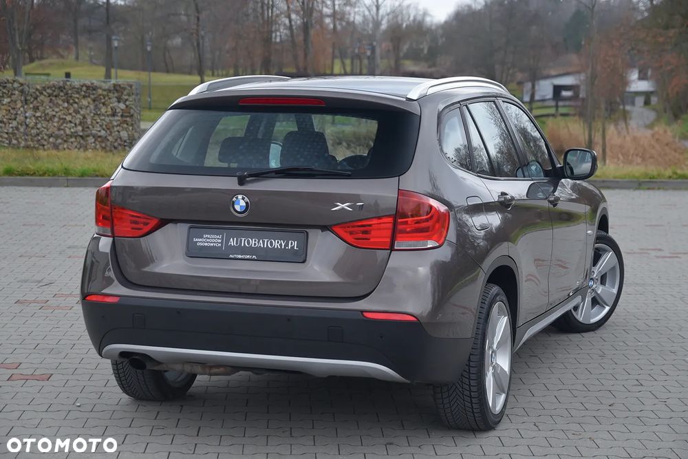 BMW X1 sDrive18i xLine - 8