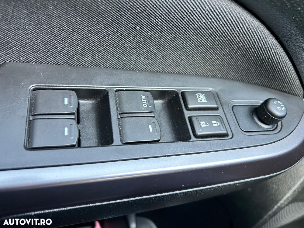 Suzuki Vitara 1.4 Boosterjet MHEV Passion - 11