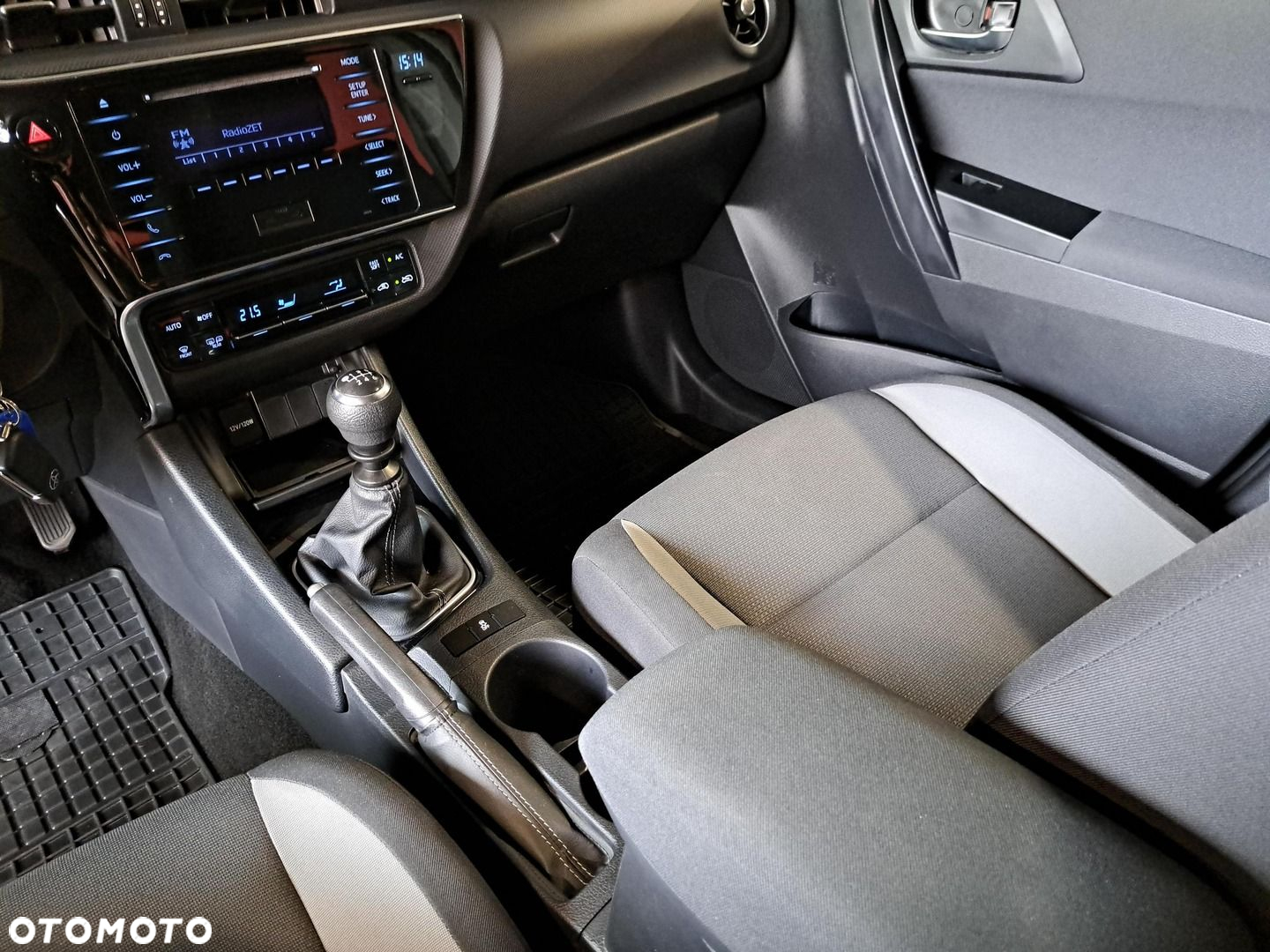 Toyota Auris 1.33 VVT-i Active - 18
