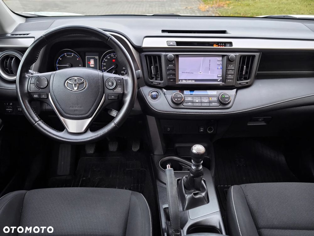 Toyota RAV4 2.0 D-4D 4x2 Start-Stop Executive - 31