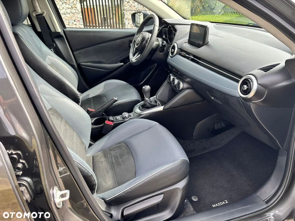 Mazda 2 SKYACTIV-G 90 Exclusive-Line - 38