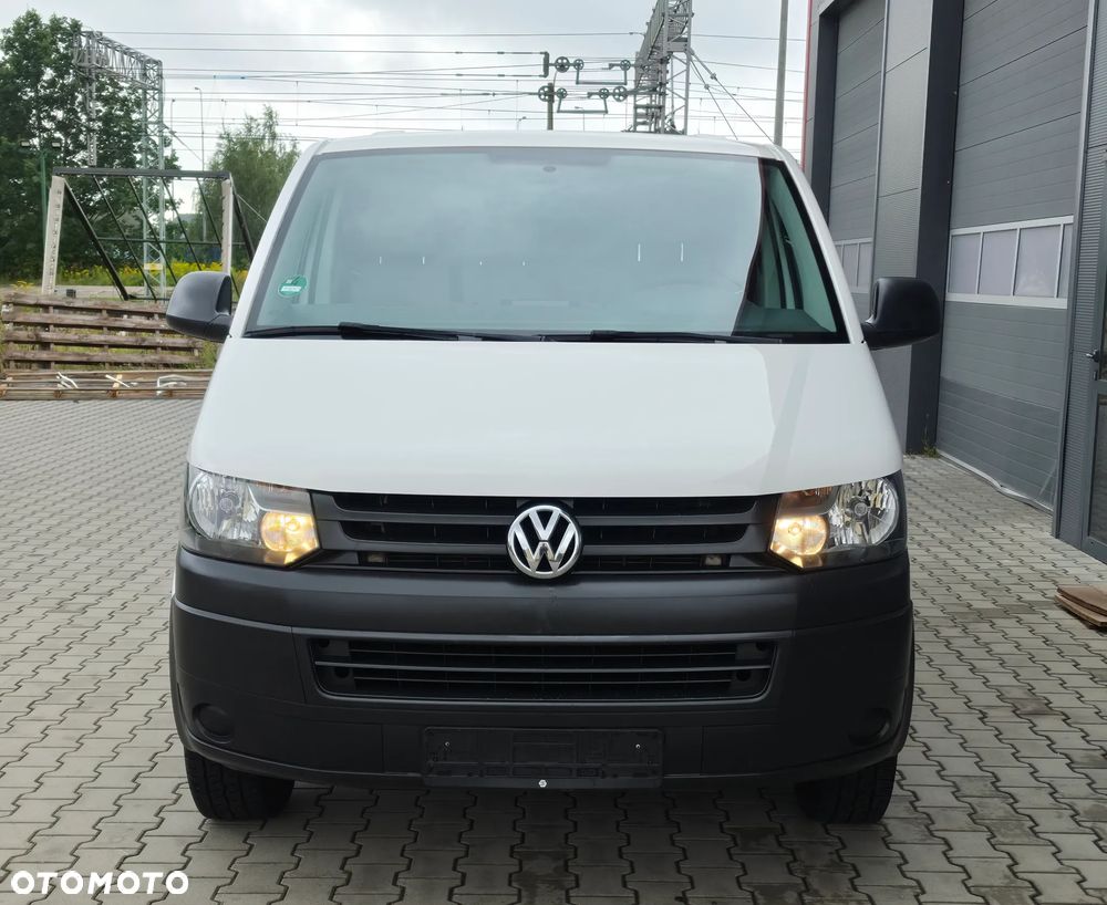 Volkswagen TRANSPORTER T5 LIFT - 2