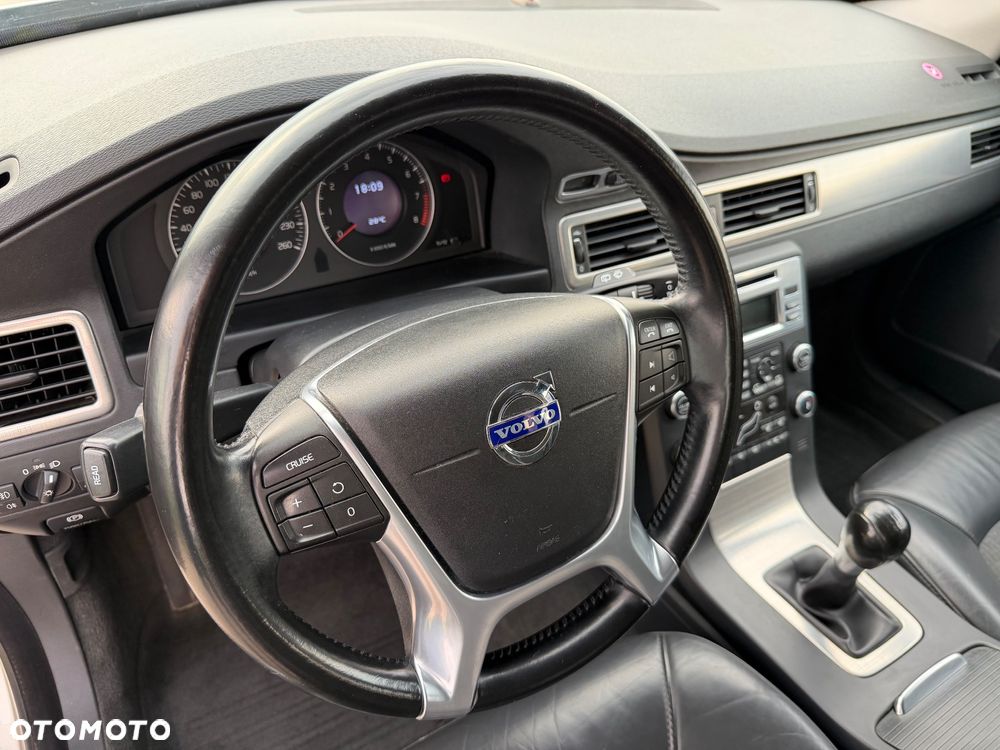 Volvo V70 2.5T Summum - 14