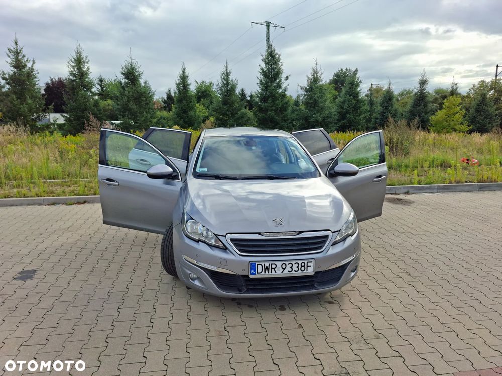 Peugeot 308 - 4
