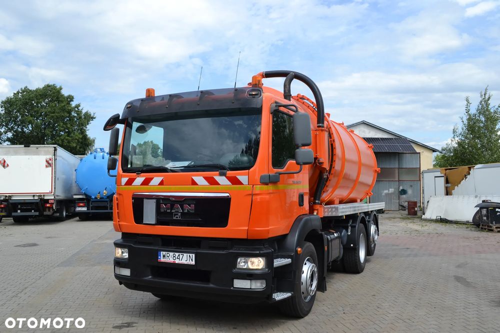 MAN TGM 2013 r 279000 km SPECJALNY SZAMBIARKA NOWA BECZKA 20 m³ TRZECIA OŚ SKRĘTNA KLIMATYZACJA - 1