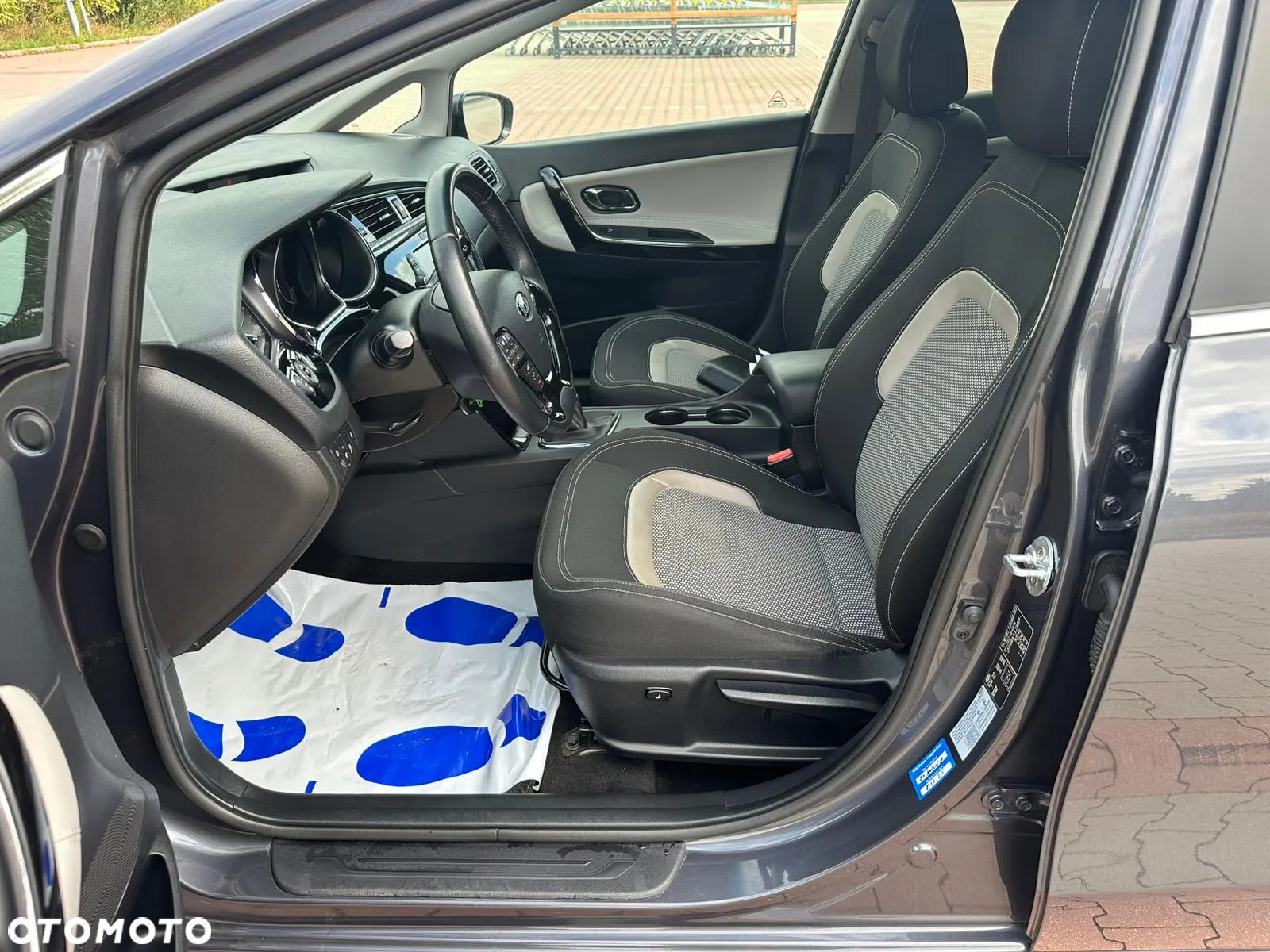 Kia Ceed 1.6 CRDi 136 ISG SW Dream-Team Edition - 9