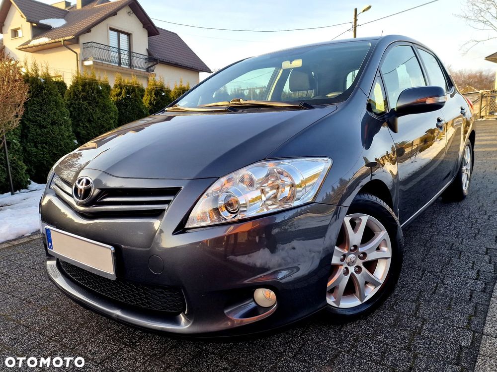 Toyota Auris 1.6 Premium - 6