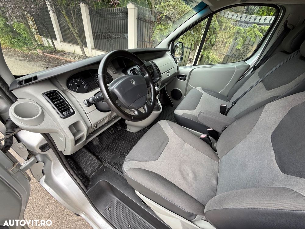 Renault Trafic - 14