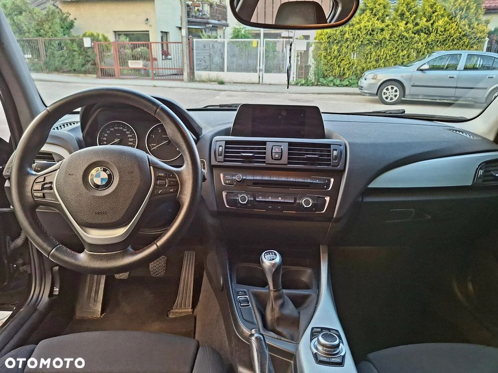 BMW Seria 1 - 18