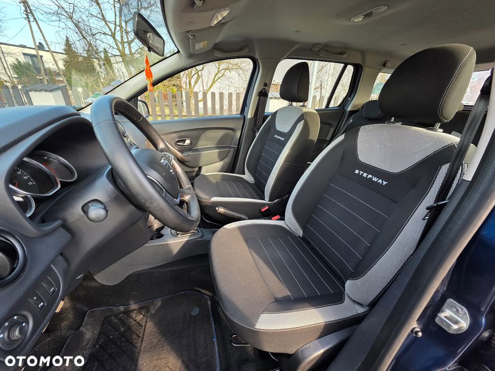 Dacia Logan TCe 90 (S&S) Stepway - 10