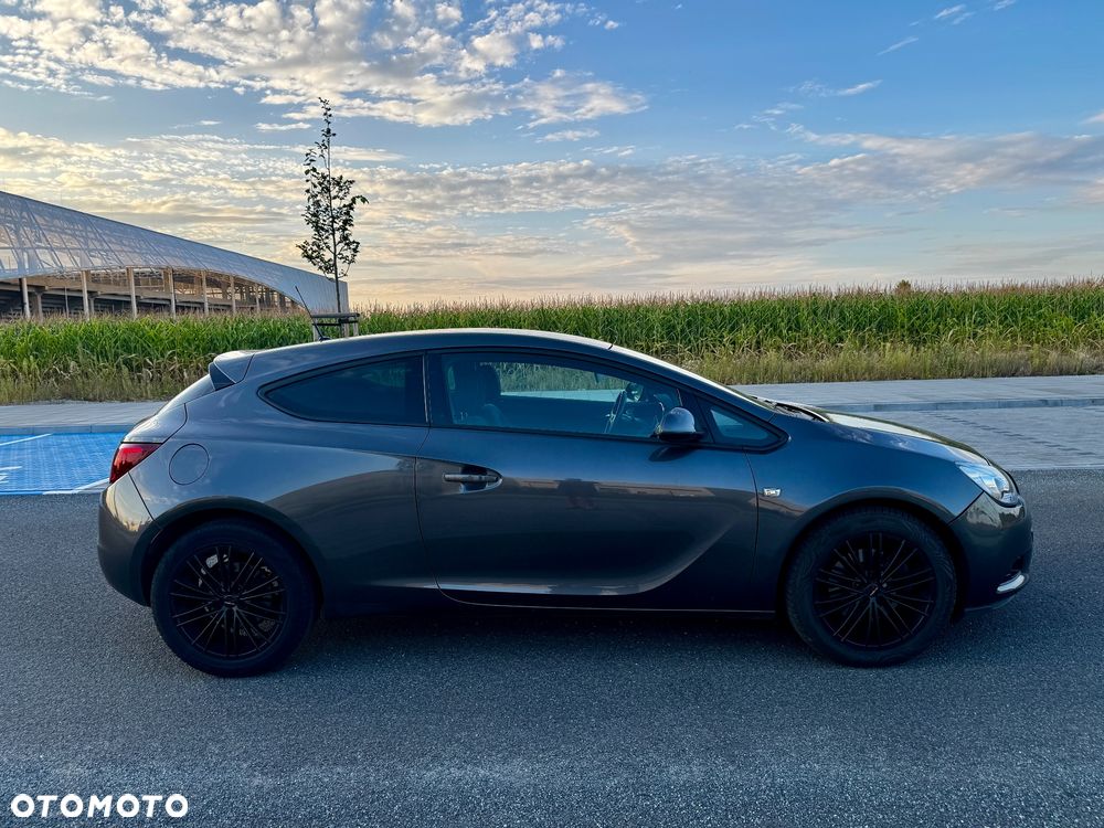 Opel Astra 1.4 Turbo - 4