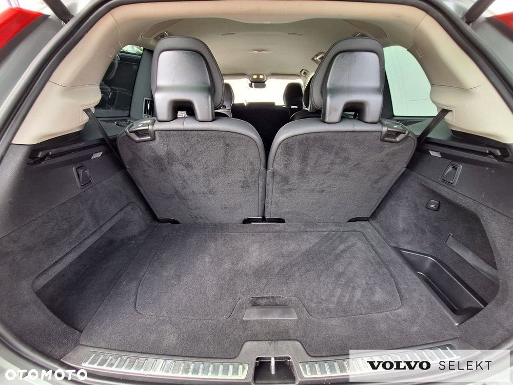 Volvo XC 90 - 38