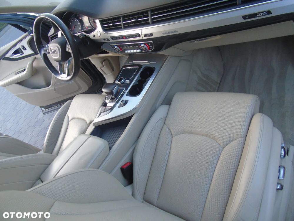 Audi Q7 3.0 TDI Quattro Tiptronic - 23