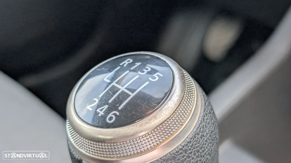 Renault Clio TCe 90 EVOLUTION - 15