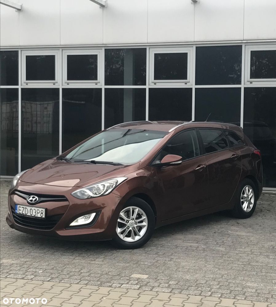 Hyundai i30 blue 1.6 CRDi Style - 4
