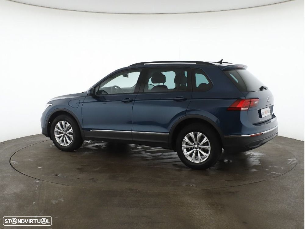 VW Tiguan - 19