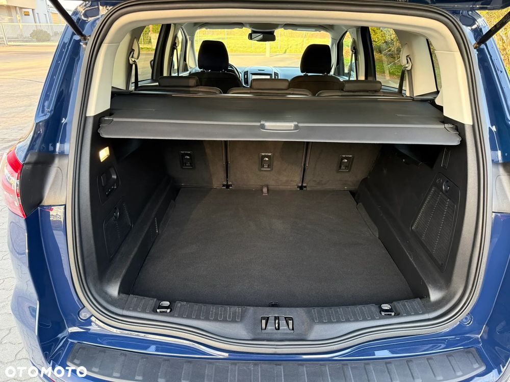 Ford S-Max 2.0 EcoBlue Titanium - 38