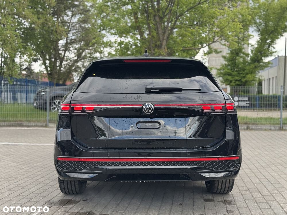 Volkswagen Passat Variant - 8