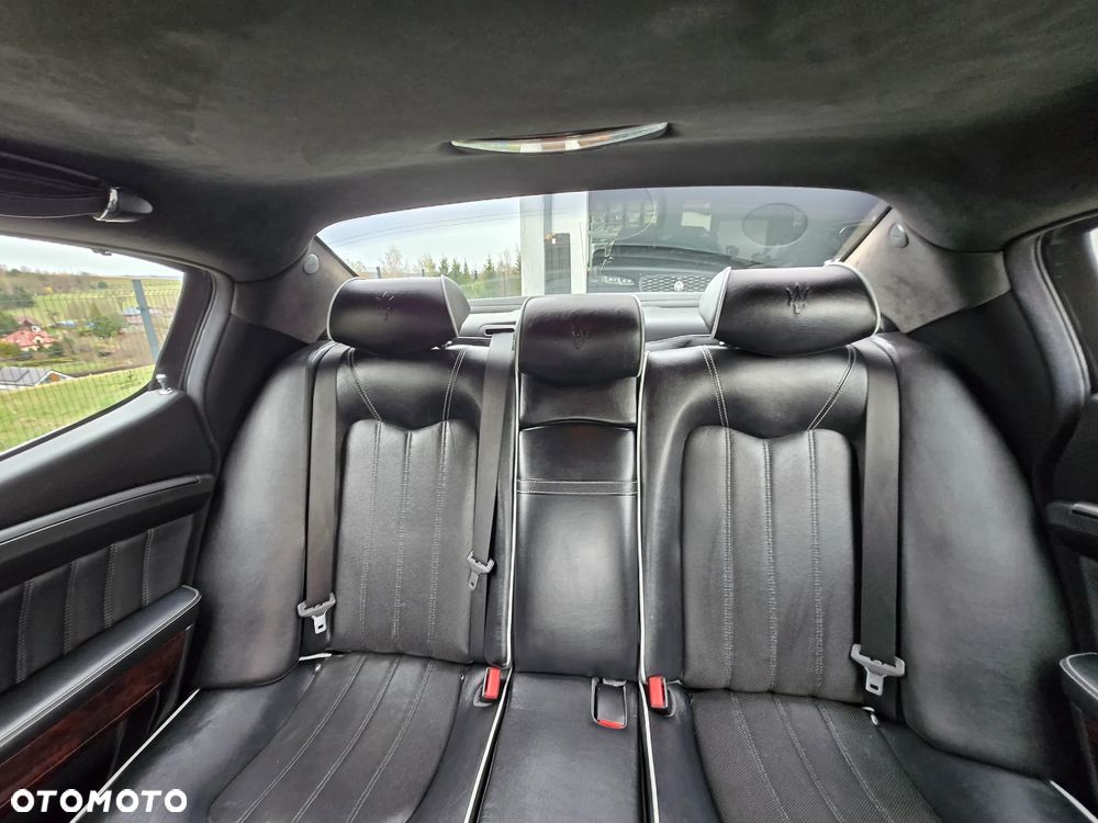 Maserati Quattroporte S - 21