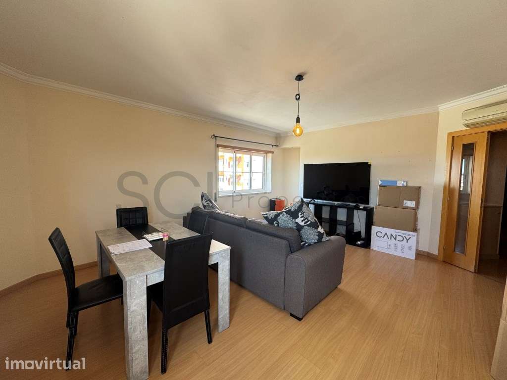 Apartamento T2 Santa Marta do Pinhal Arrendamento com Mobília - Grande imagem: 3/26