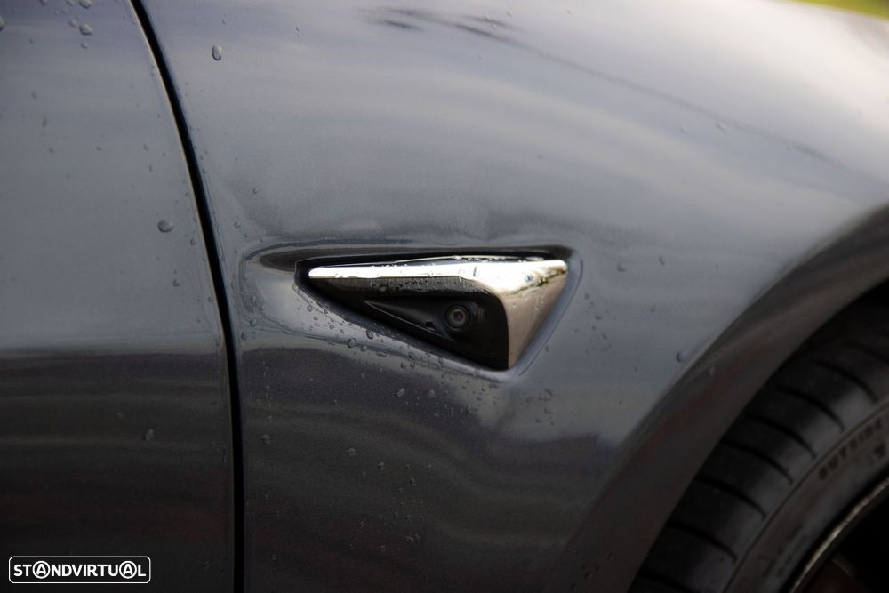 Tesla Model 3 Long-Range Dual Motor AWD - 34