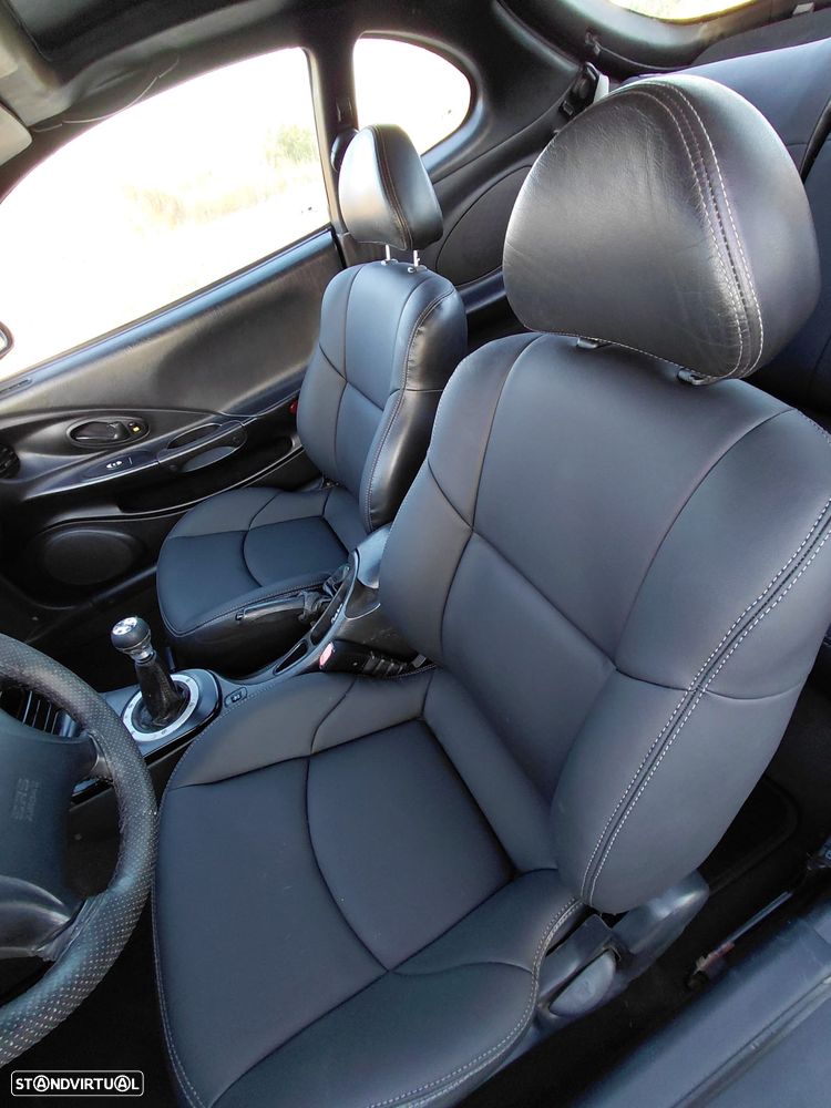 Hyundai Coupe 2.0 FX - 3