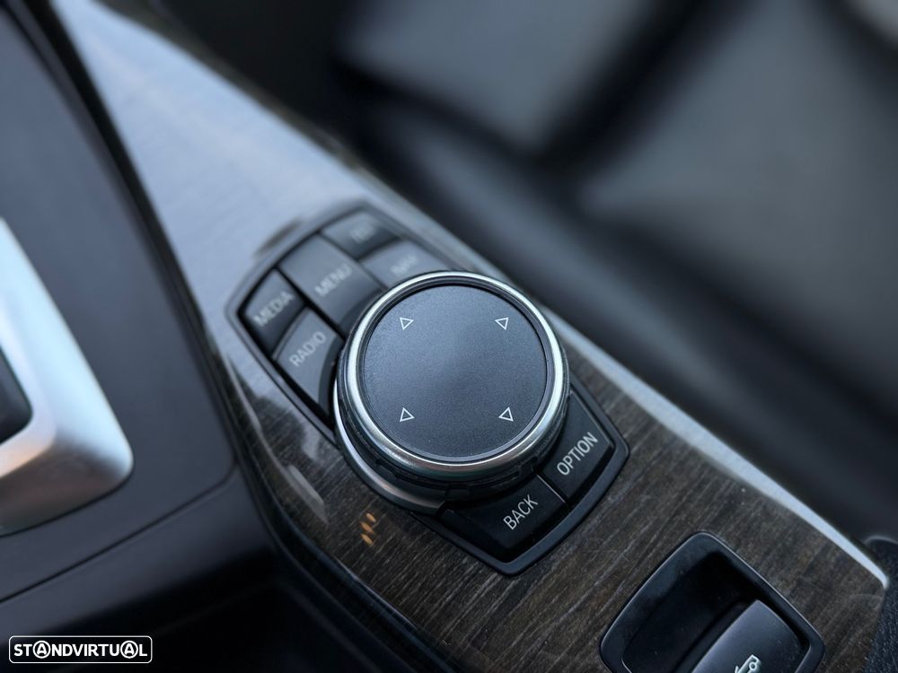 BMW 220 d Aut. Luxury Line - 3