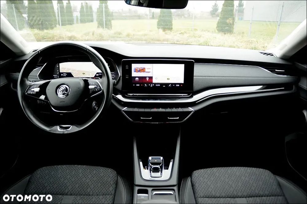 Skoda Octavia Combi 2.0 TDI DSG Ultimate - 22