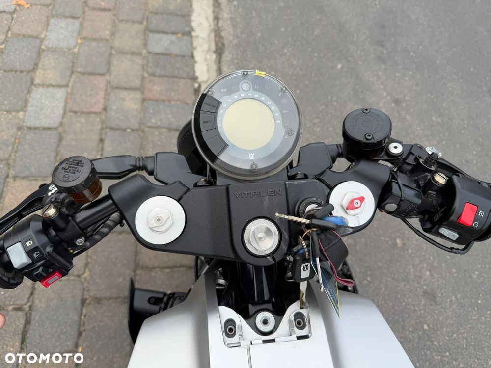 Husqvarna Vitpilen - 10