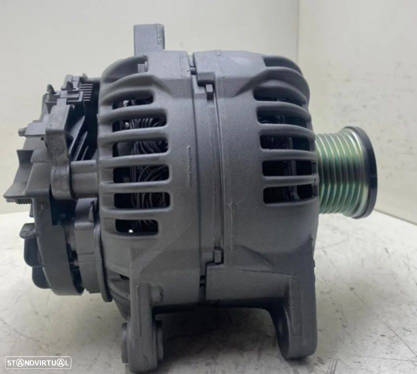 Alternador Renault Master Trafic 2.5Dci 14V 110A Ref.5820124325053 - 1